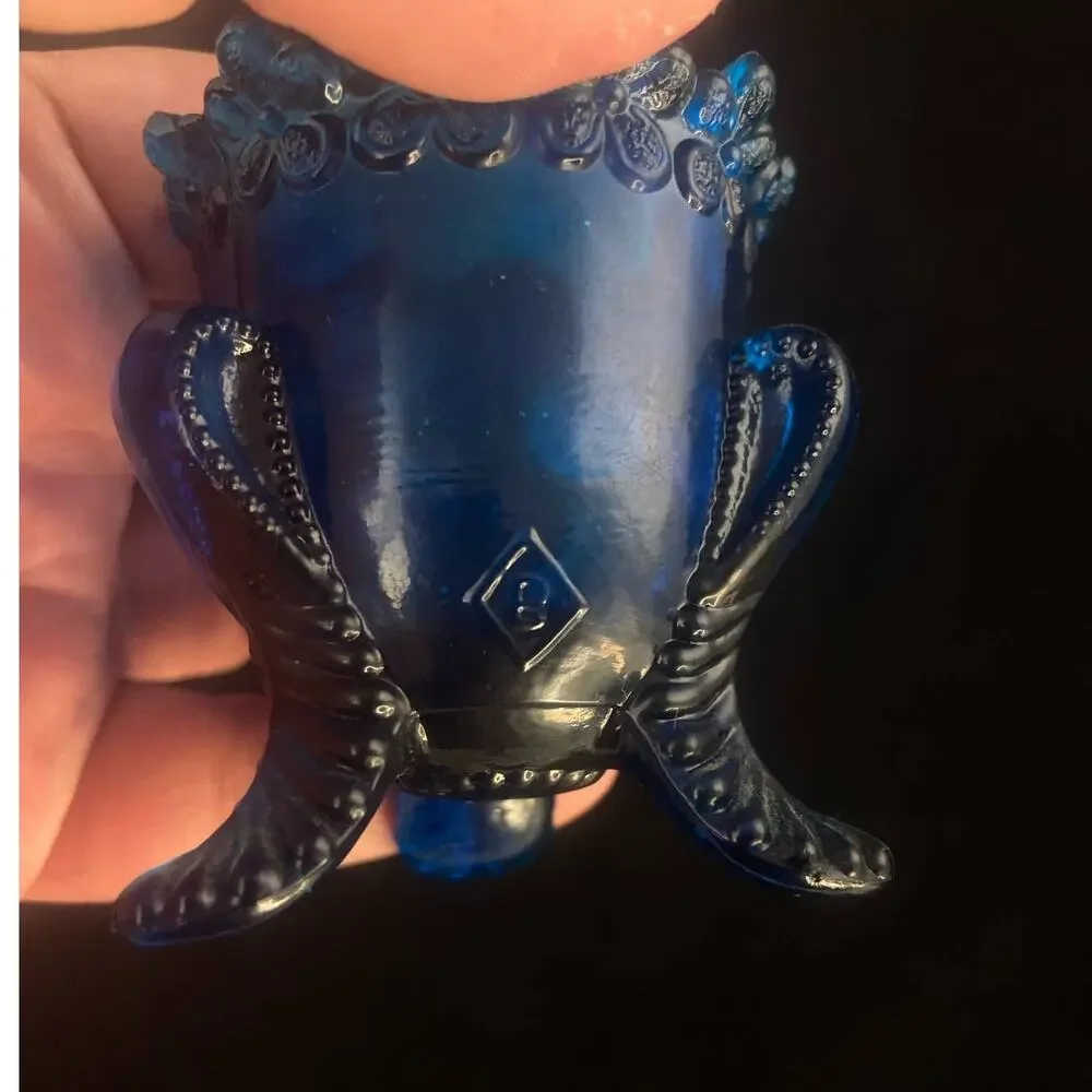 Boyd Art Glass Forget Me Knot Toothpick Holder Cobolt Blue